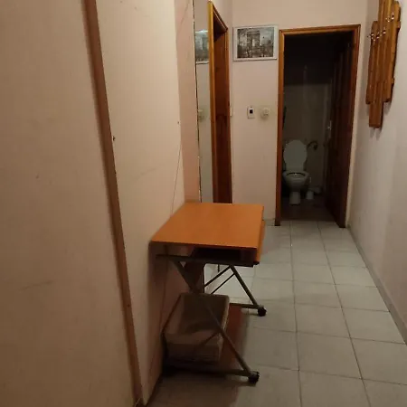 81cha Apartment *